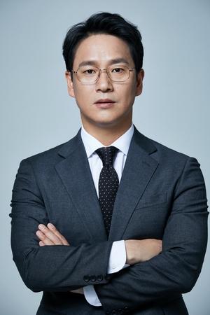 李柱元