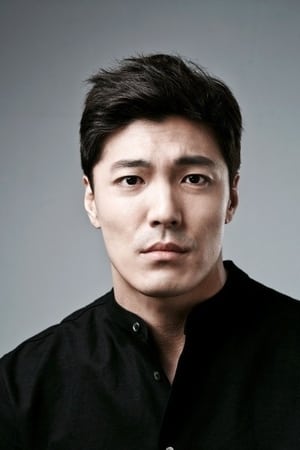 李在允