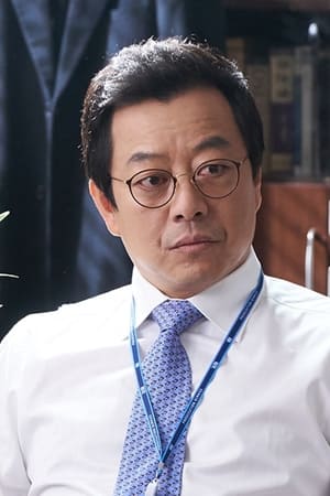 李基英